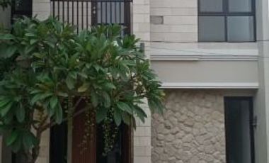 Cluster premium 2 lantai Murah Pd.labu,Jaksel
