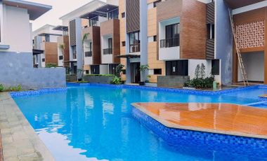 Apartemen Mewah Assati 3 Kamar Tidur Full Furnish View Kolam Renang Harga Nego