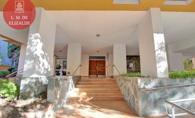 Martin y Omar y Cosme Beccar - Oficina