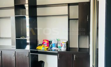 oficina en arriendo/venta en edificio andaluz / centro. Cod V5071