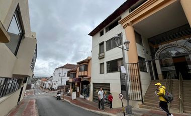 oficina en arriendo/venta en edificio andaluz / centro. Cod V5071