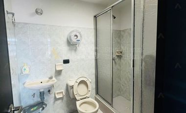 oficina en arriendo/venta en edificio andaluz / centro. Cod V5071