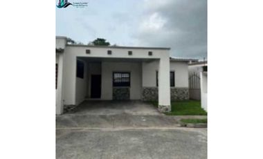 ALQUILO CASA EN LA CHORRERA VENTANAS AL PARAISO 3R