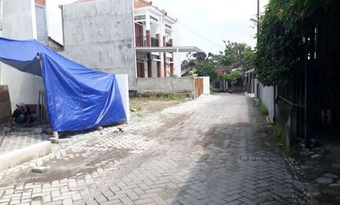 Rumah Baru 2 Lantai Umbulharjo Area Kampus Kota Yogyakarta