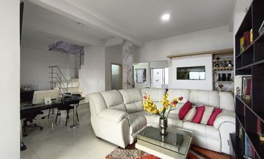 casa en venta en villa antigua. Cod V31622