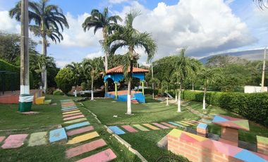 casa en venta en villa antigua. Cod V31622