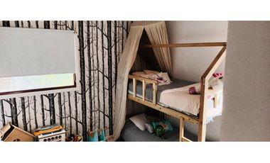 Casa moderna sobre amplio lote Bosque Peralta Ramos