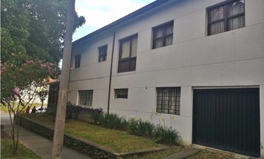 Casa unifamiliar en Venta Laureles Medellin
