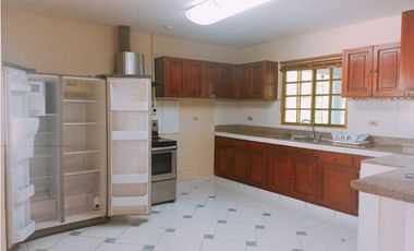 Se alquila hermosa casa con línea blanca en David! Lista para ocupar