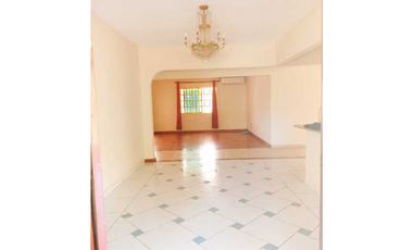 Se alquila hermosa casa con línea blanca en David! Lista para ocupar