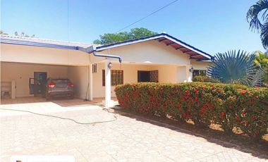 Se alquila hermosa casa con línea blanca en David! Lista para ocupar