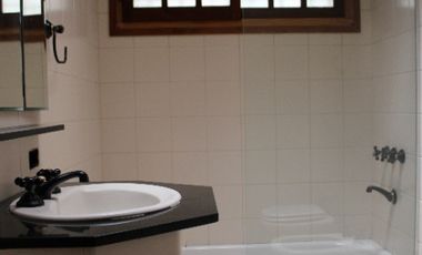 Casa en venta en Wilde Centro
