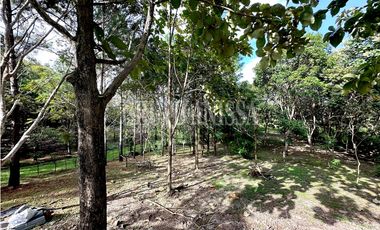 Oportunidad! Se Vende Casa Campestre en Via Al Valle