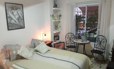 RETASADO!!Departamento 2 amb. en planta baja con cochera o patio propio