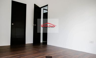 HOUSE & LOT FOR SALE IN ANTIPOLO "For more Inquiries SEND A Message to DONALD SUN# 0933825---- GLOBE/TM# 0935038----