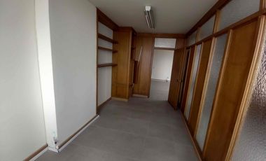 OFICINA EN ARRIENDO EN EL CENTRO/MANIZALES