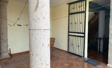 Tepotzotlan Casa en Venta Con 3locales y 3departamentos independientes