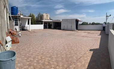 Tepotzotlan Casa en Venta Con 3locales y 3departamentos independientes