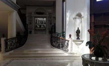 ESPECTACULAR MANSIÓN  EN VENTA EN SAN ISIDRO MAZATEPEC