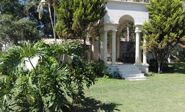 ESPECTACULAR MANSIÓN  EN VENTA EN SAN ISIDRO MAZATEPEC