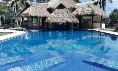 ESPECTACULAR MANSIÓN  EN VENTA EN SAN ISIDRO MAZATEPEC