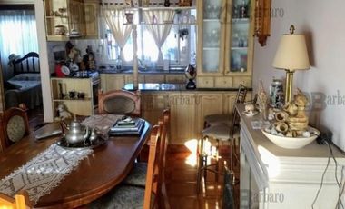 BARBARO VENDE TIPO CASA EN SAN MARTIN