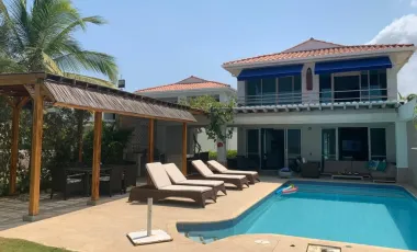 casa en venta en la boquilla. Cod V108