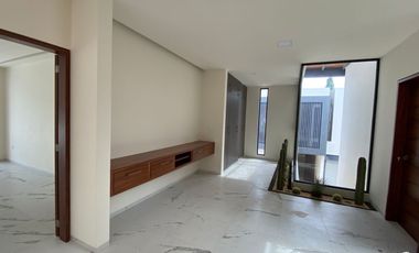 Estrene en privada de 4 casas