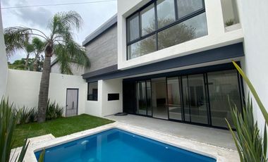 Estrene en privada de 4 casas