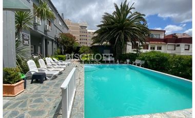 VENTA DE HOTEL CON PISCINA CLIMATIZADA A METROS DEL MAR