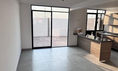 Casa en RENTA en Residencial Provenza