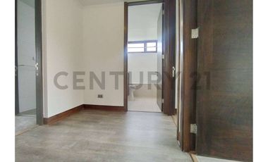 VENTA CASA CHICUREO - CONDOMINIO AGUAS CLARAS