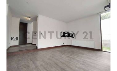 VENTA CASA CHICUREO - CONDOMINIO AGUAS CLARAS