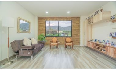 CASA CAMPESTRE CONTEMPORNEA Y MODERNA / TENJO CUNDINAMARCA