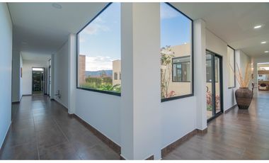 CASA CAMPESTRE CONTEMPORNEA Y MODERNA / TENJO CUNDINAMARCA