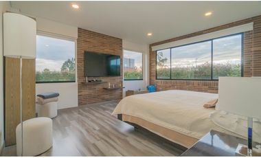 CASA CAMPESTRE CONTEMPORNEA Y MODERNA / TENJO CUNDINAMARCA