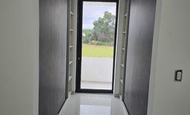 casa condominio en venta en via bocono. Cod V5200