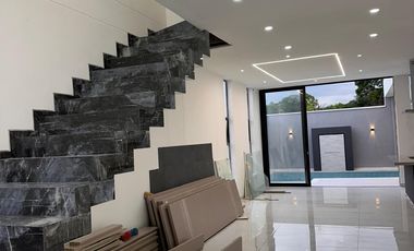 casa condominio en venta en via bocono. Cod V5200