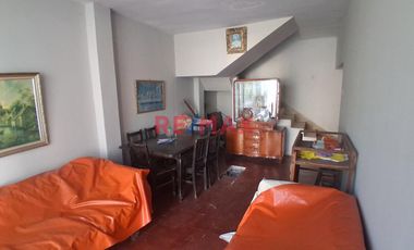 😮 Ocasión Casa En Venta 🏡  Urb. Piura Calle Castro Pozo Mz F1 Lote 06 🔝 Uso Comercial  💰 👉🏽 A.T  199.5 M2 👉🏽 A.C  250 M2