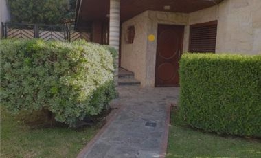 VENDO CHALET 4 AMBIENTES