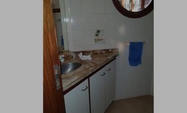 VENDO CHALET 4 AMBIENTES