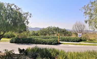 Inversionistas: Terreno Comercial en Venta en El Condado Querétaro
