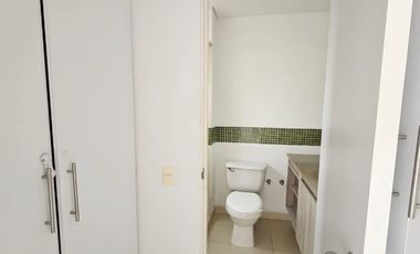 apartamento en venta en unicentro. Cod V17774