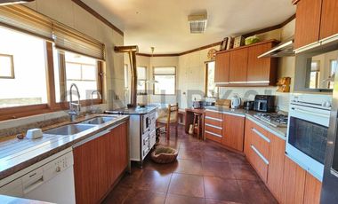 Arriendo Amplia Casa uso Comercial, 4 niveles, Andalué