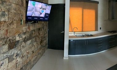 VENTA AMPLIA CASA D 3 RECAMARAS CON JARDIN Y ALBERCA EN PLAYA DE VACAS, VERACRUZ