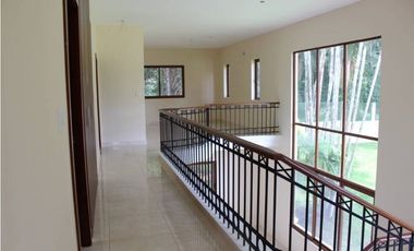 CASA CLAYTON, 767.85MTS, LOS SENDEROS, CAMINO DE CRUCES