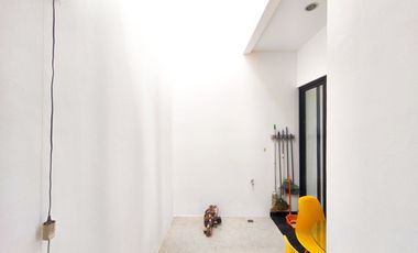 Rumah 2 Lt SHM 12 Menit ke Bintaro Xchange Mall Dibantu KPR J-26642