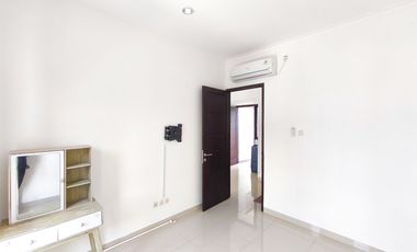 Rumah 2 Lt SHM 12 Menit ke Bintaro Xchange Mall Dibantu KPR J-26642
