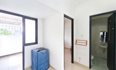 Rumah 2 Lt SHM 12 Menit ke Bintaro Xchange Mall Dibantu KPR J-26642