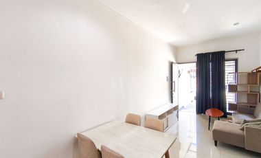 Rumah 2 Lt SHM 12 Menit ke Bintaro Xchange Mall Dibantu KPR J-26642